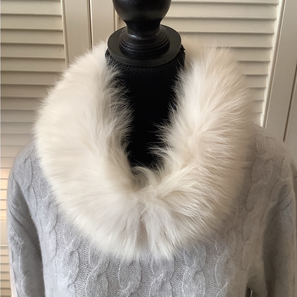 Genuine Winter White Arctic Fox Fur Headband - Neck Warmer - Picture 1 of 6